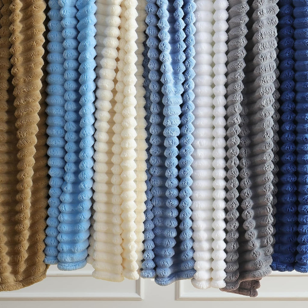 Cozy Fluffy Plush Blanket: Grey