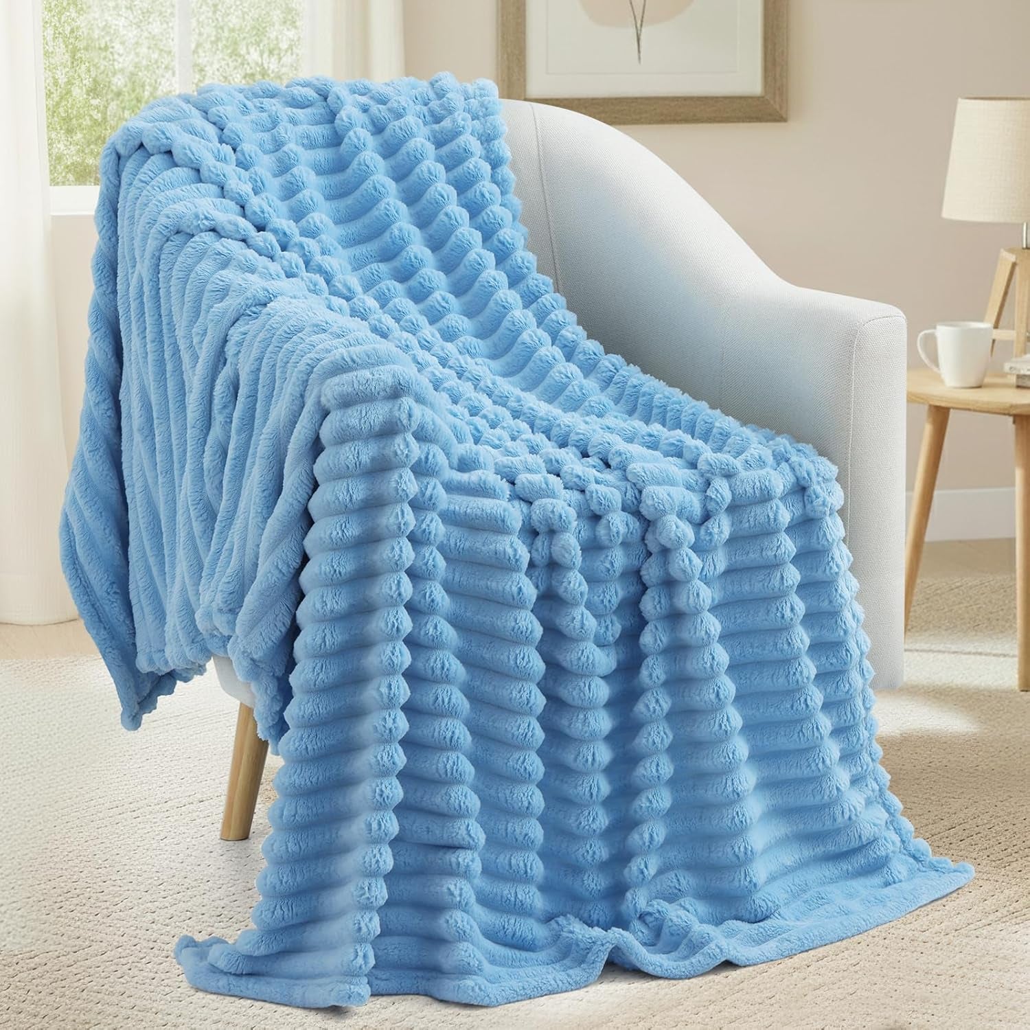 Cozy Fluffy Plush Blanket: Light Blue